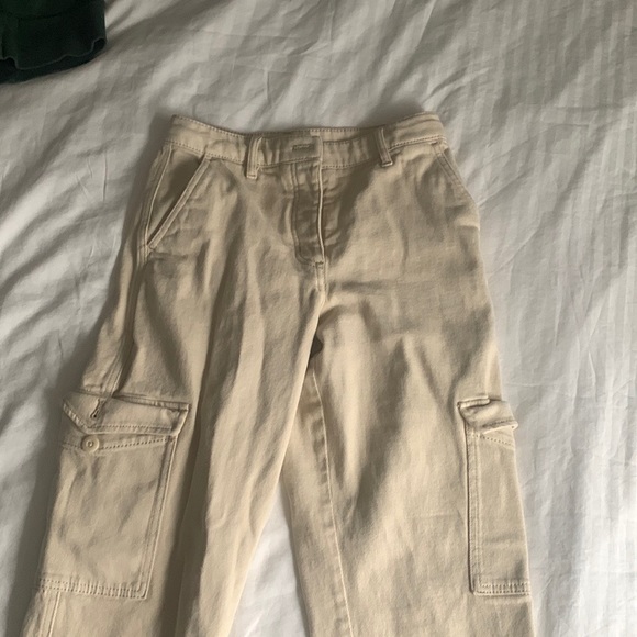 WILFRED CARGO - Picture 5 of 6